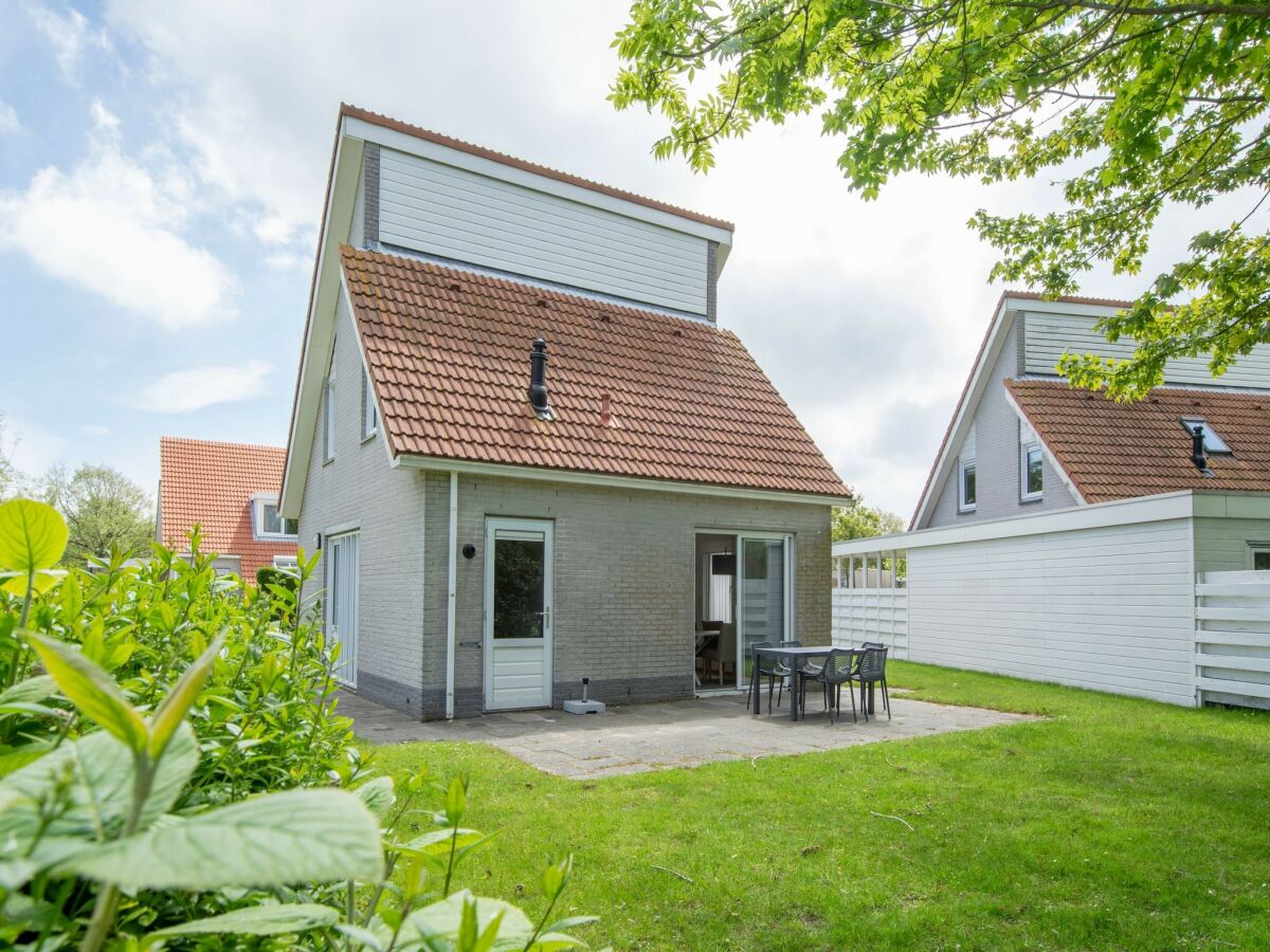 Holiday park Villa in Zeeland nahe dem Strand