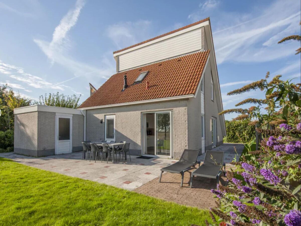 Holiday park Villa in Zeeland near the Beach - Outdoor photo 2