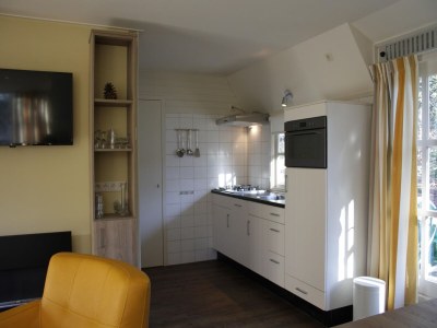 Holiday park Forest Villa in Herperduin with Bubble Bath - Features photo 11