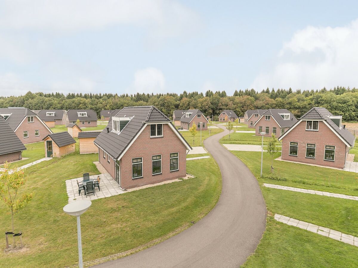 Holiday park Villa Near Forest Trails - Outdoor photo 3