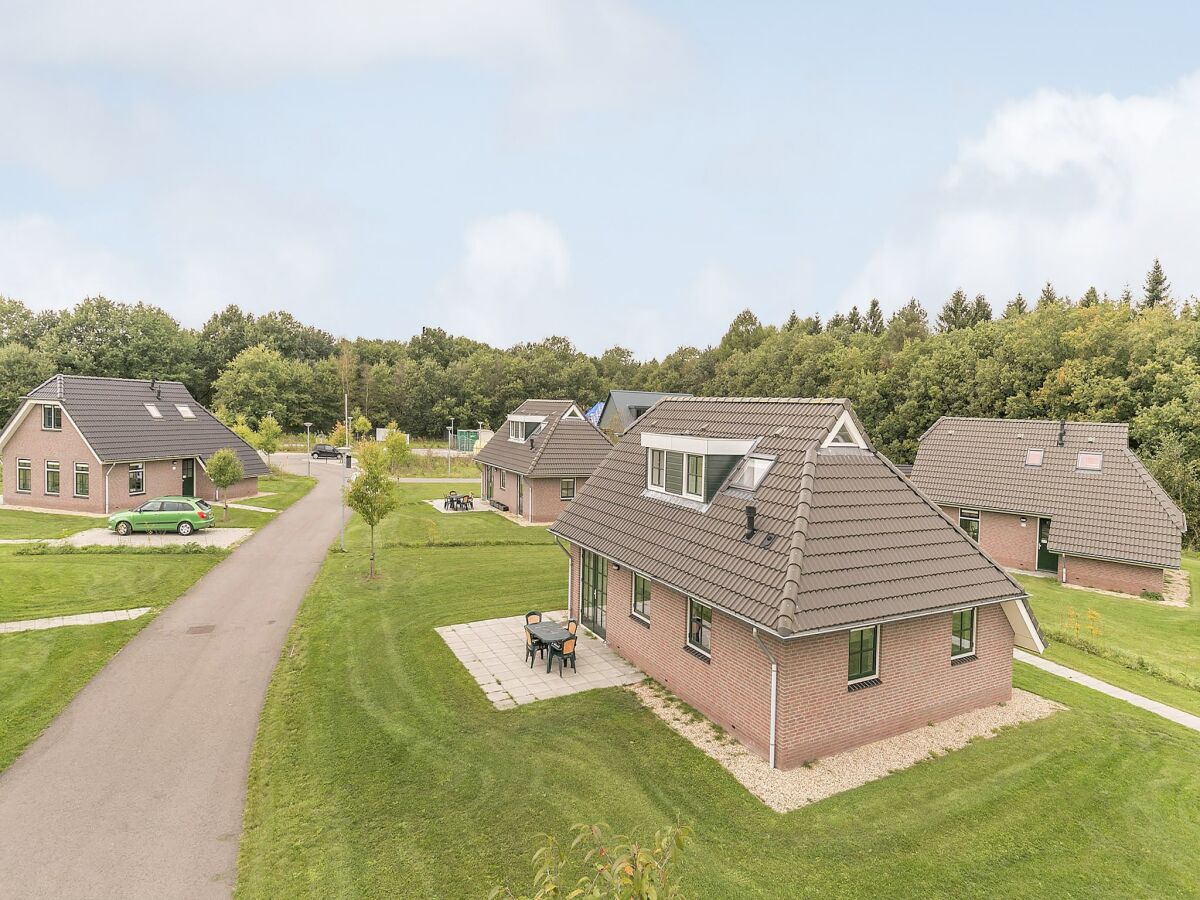Holiday park Villa Near Forest Trails - Outdoor photo 4