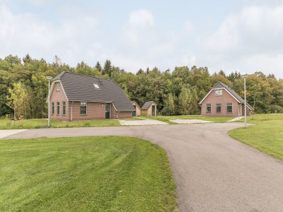 Holiday park Villa Near Forest Trails - Outdoor photo 5