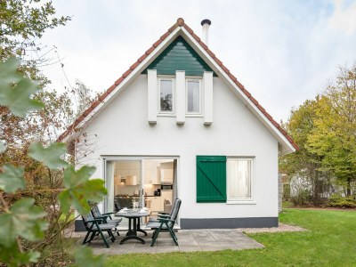 Holiday park Holiday Home with Fireplace near Wold in Appelscha - Holiday park