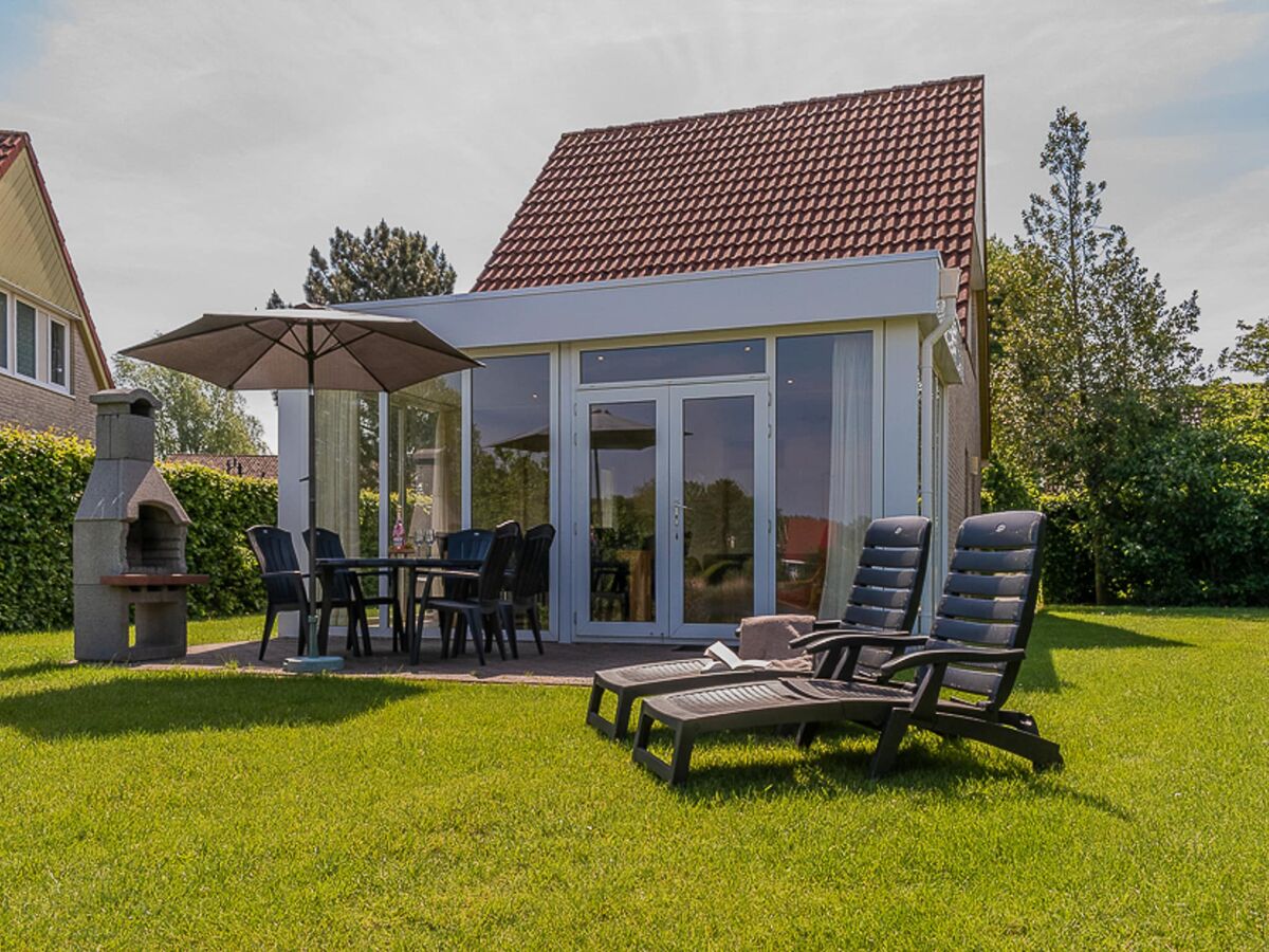 Holiday park Ruhiger Aufenthalt in Vlagtwedde - Outdoor photo 2