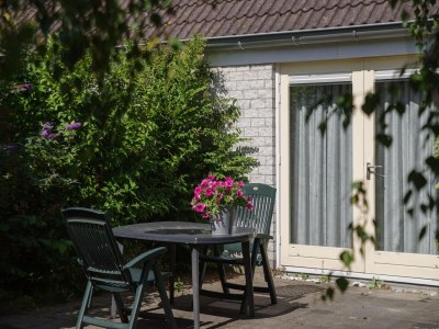 Holiday park Ferienhaus in Zeeland mit großem Garten in Wemeldinge - Holiday park