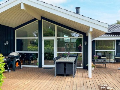 Holiday house Geraumiger Familienruckzug -- By Traum Ferienwohnungen - Outdoor photo 12