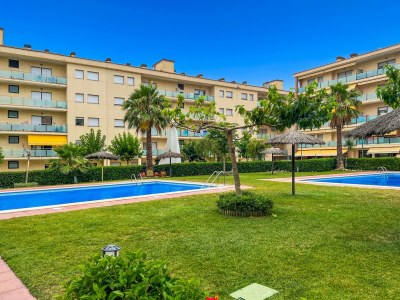Apartment Apartment in Fenals near Beach & Saltwater Pool - Outdoor photo 8