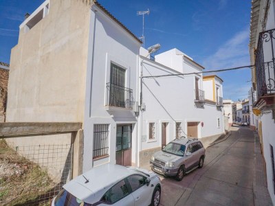 Apartment Apartment in Peñaflor with Charming Patio - Environment photo 37