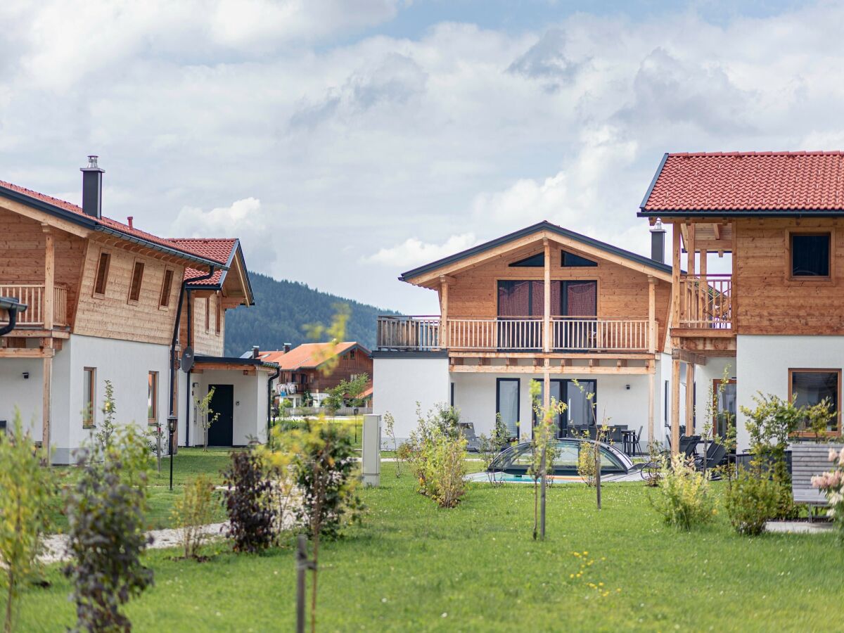 Chalet Chalet in Inzell mit Pool & Alpenblick