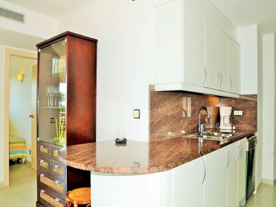 Apartment Beachfront Apartment in Estartit with Garden - Features photo 13