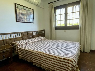 Holiday house 3 bedroom holiday home near the beach - Features photo 17