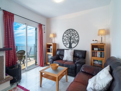 Villa Villa in Nerja mit Pool nahe Strand - Features photo 21