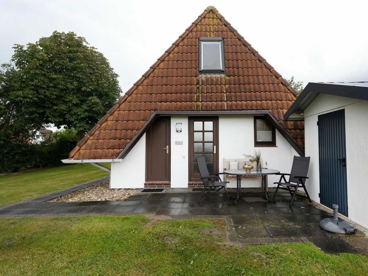 Holiday house Ferienhaus "Lichtes Haus am Feld " Tegeler Rinne 12