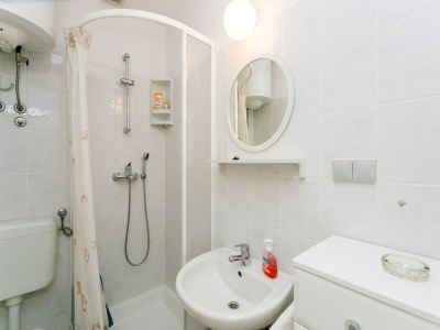 Apartment Guest House Bridge View - Double Room with Balcony and Sea View - Features photo 7