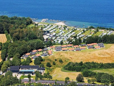 Holiday park 5 person holiday home on a holiday park in Aabenraa - Outdoor photo 4