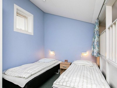 Holiday park 6 person holiday home on a holiday park in Faaborg - Outdoor photo 11