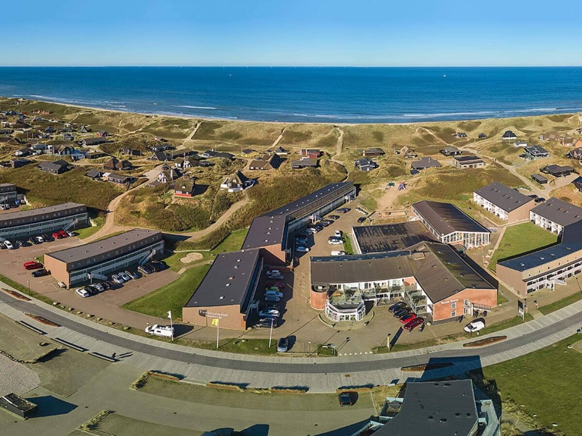 Holiday park 6 person holiday home in Ringkøbing - Outdoor photo 3