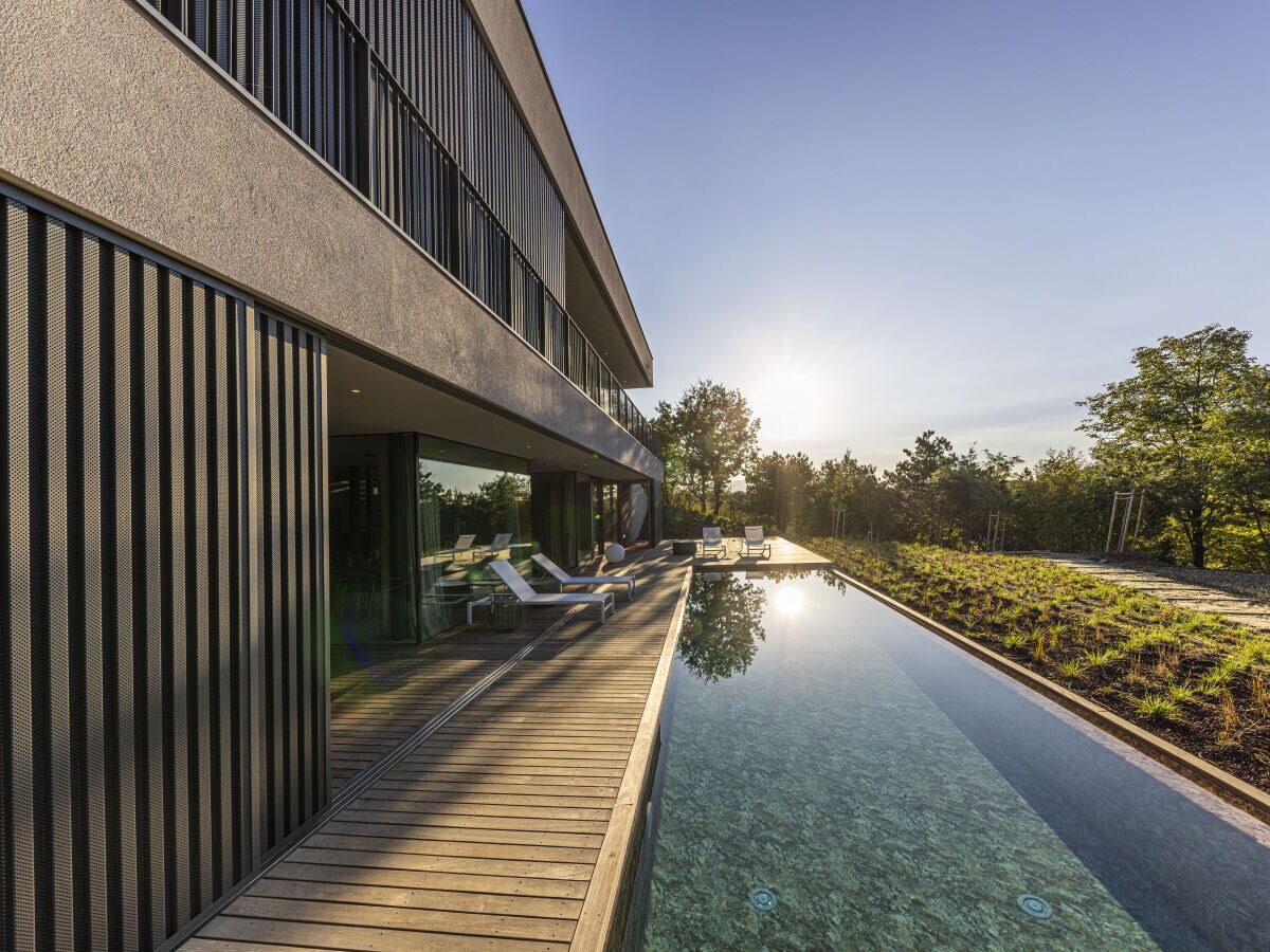 Villa Villa M