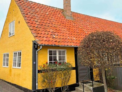 Holiday house 6 person holiday home in Svaneke - Outdoor photo 4