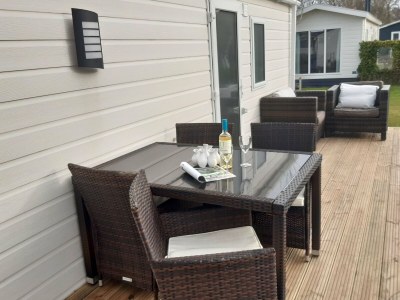 Holiday park Chalet by Wadden Sea with Sunny Garden - Outdoor photo 2