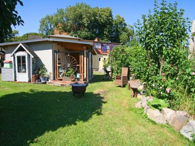 Apartment Einladende Ferienwohnung in Wiek mit Garten - Outdoor photo 18