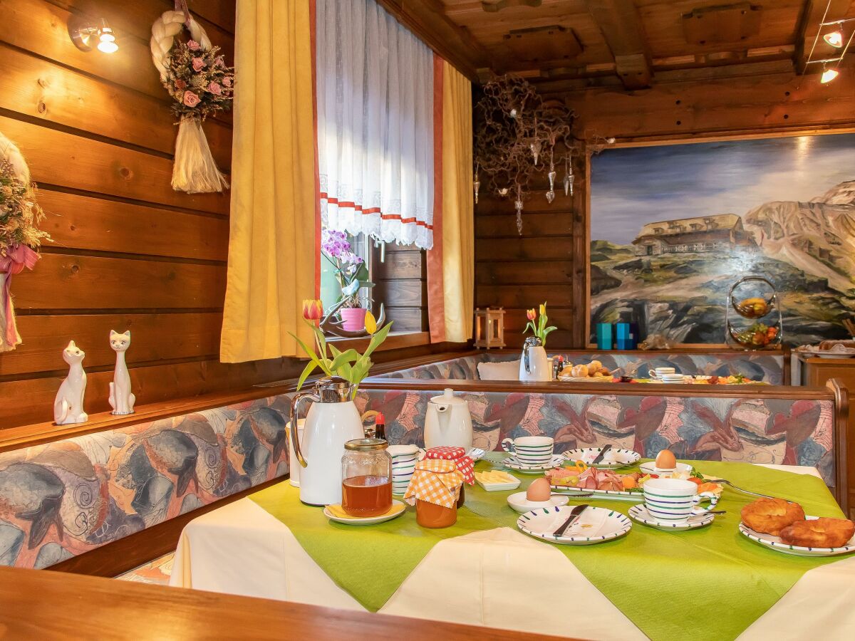 Holiday room Komfortzimmer Aktiv mit Dusche/WC, und Balkon