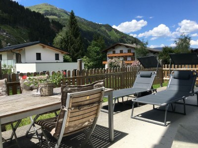 Apartment Ruhige FEWO mit großer Terrasse im Zentrum Rauris - Outdoor photo 14