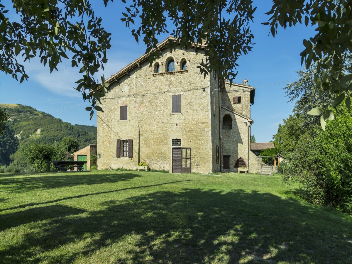 Holiday house Apartment in Modigliana with swimming pool