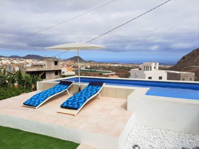 Holiday house Casa Héctor mit beheiztem Privatpool und Meerblick! - Outdoor photo 2