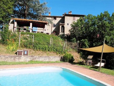 Farmhouse Farmhouse in Modigliana with Scenic Views in Modigliana - Farmhouse