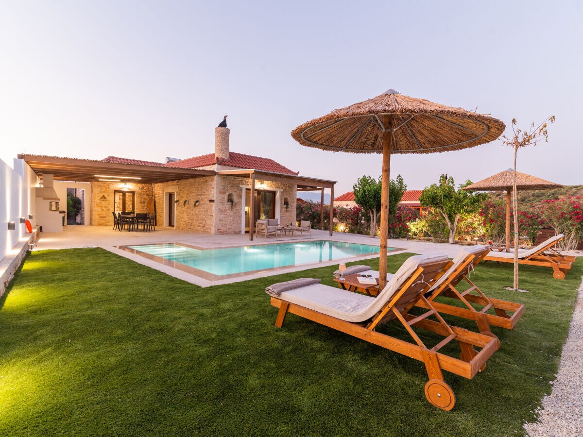 Villa Manios
