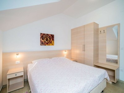 Apartment Villa Samba - Comfort One Two-Bedroom Apartment with Balcony and Sea View - gasi se - Features photo 19