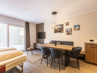 Apartment Spacious apartment with terrace - Features photo 13