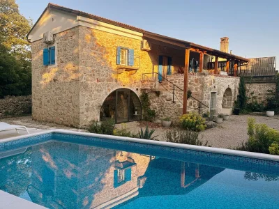 Holiday house Steinhaus Emilia – Pool, 3 Badezimmer, 2 Terrassen in Island of Krk. - Holiday house