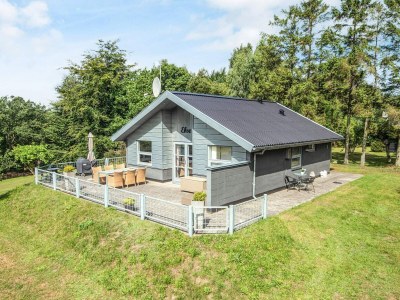 Holiday house 6 person holiday home in Allingåbro - Holiday house