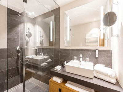 Apartment Premium apartment with 2 bedrooms (No Deposit) - Features photo 12