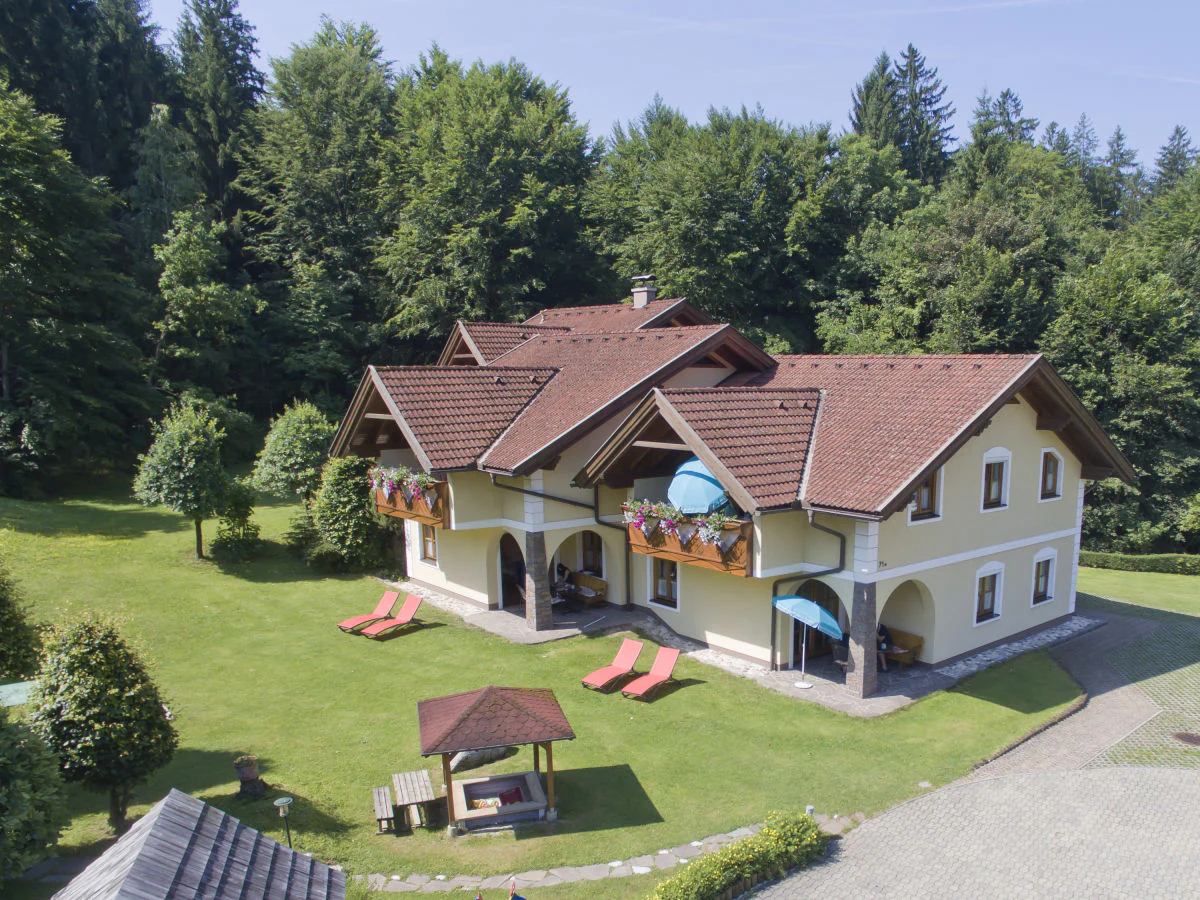 Holiday apartment Holiday Paradise Truppe-Muschett