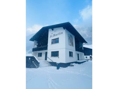 Holiday room Zimmer 2 - Familienzimmer, Etagendusche/Etagen-WC in Klösterle am Arlberg - Holiday room