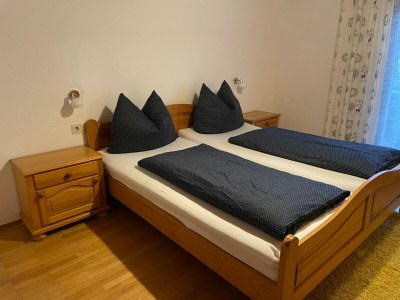 Holiday room Zimmer 2 - Familienzimmer, Etagendusche/Etagen-WC - Outdoor photo 11