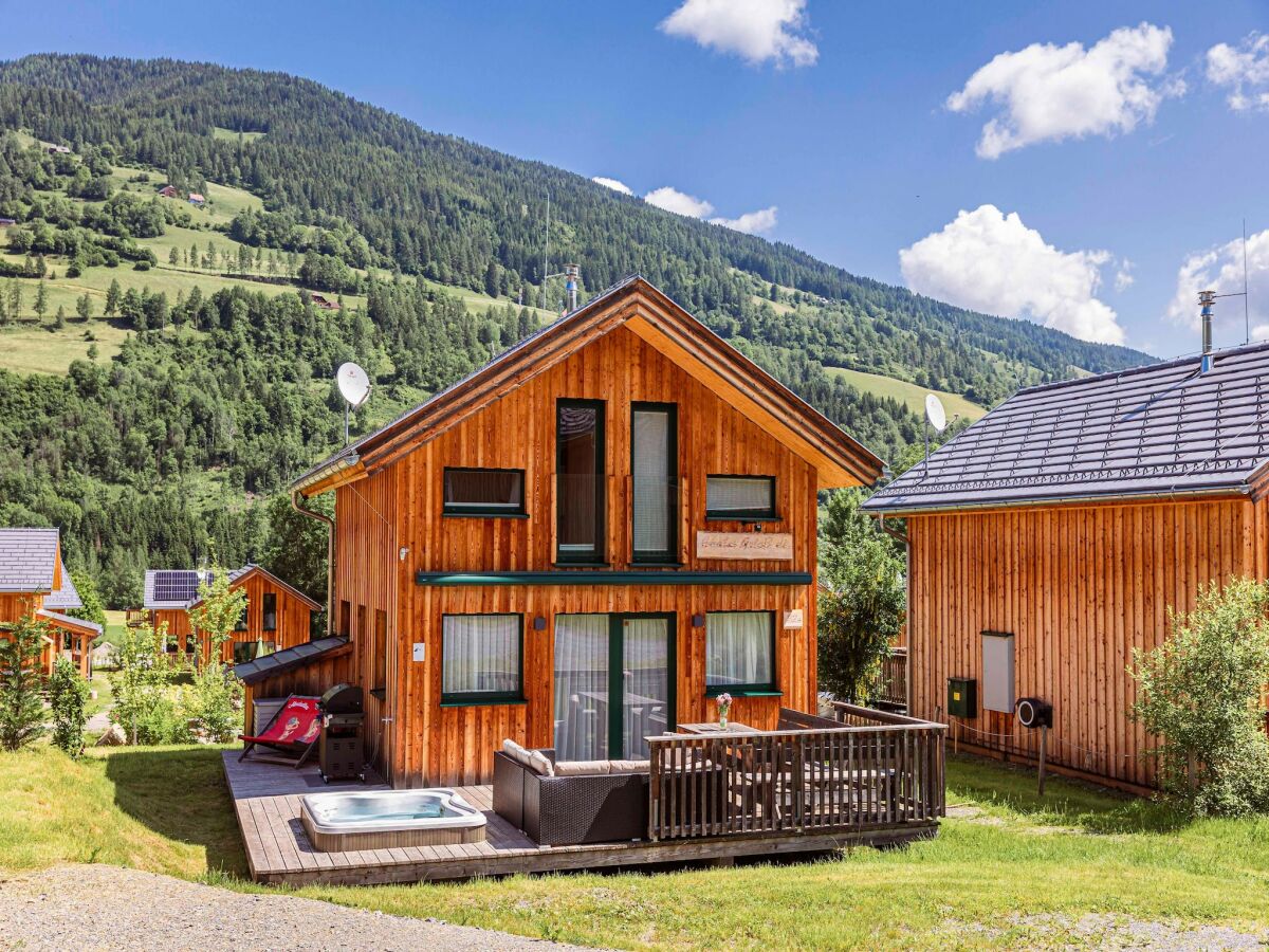 Holiday park Großzügiges Chalet mit Whirlpool - Outdoor photo 4