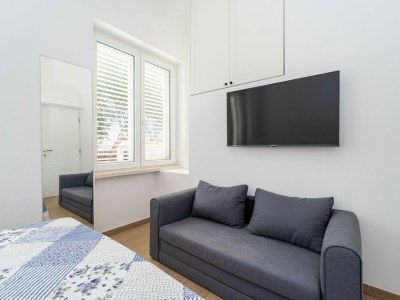 Apartment Apartment Nikolica - Two Bedroom Apartment with Terrace - Features photo 27