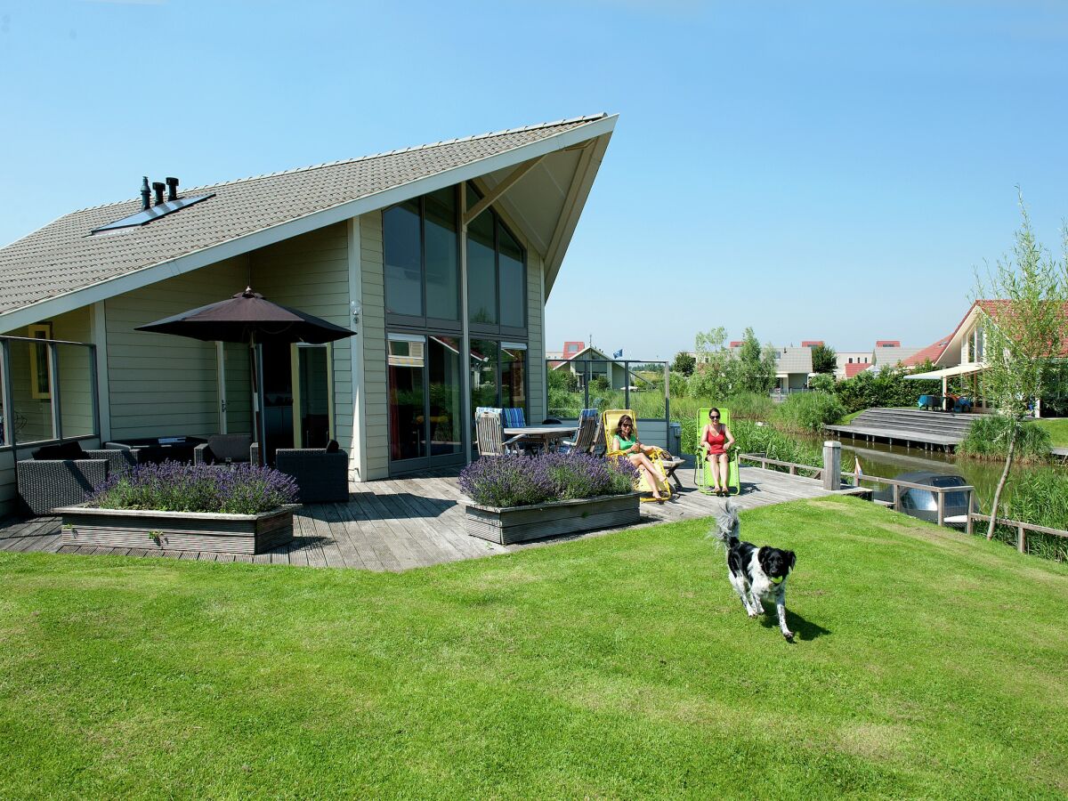 Holiday park Villa am Wasser in den Niederlanden