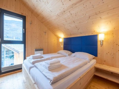 Holiday park Lovely chalet with hot tub - Features photo 13