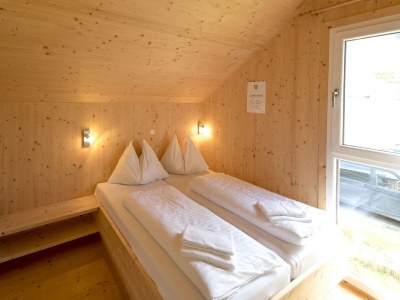 Holiday park Appealing chalet with hot tub - Features photo 13