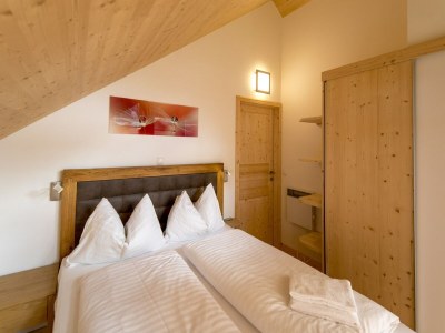 Holiday park Attractive chalet with hot tub - Features photo 10