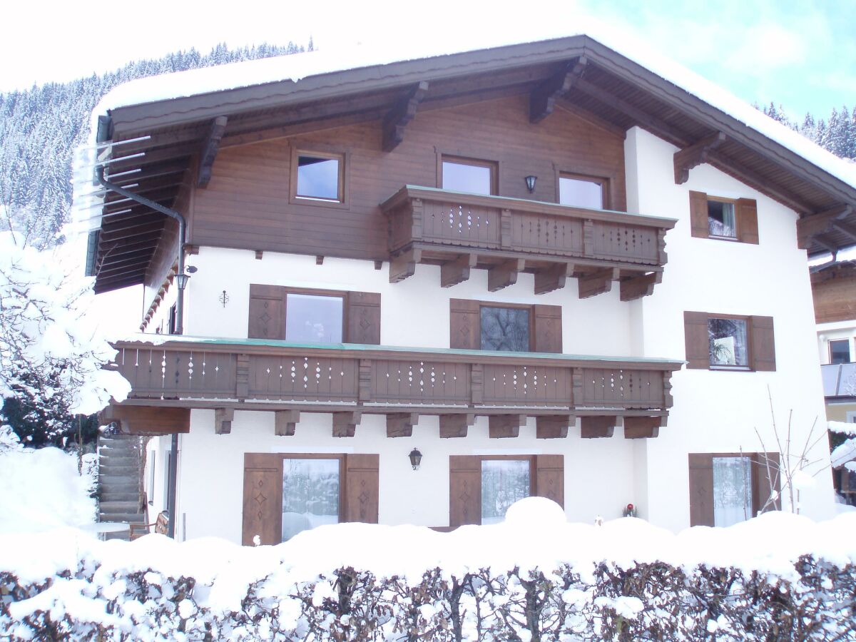 Apartment Fewo B (2-5 Personen/2 SZ, 1 WSR) - Outdoor photo 2