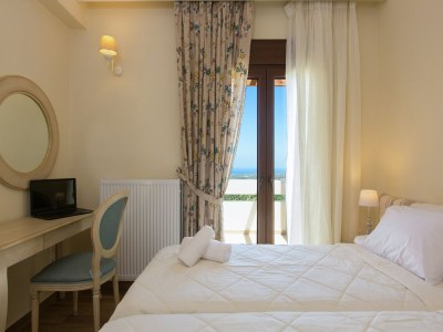 Villa Villa in Crete with Private Pool & Mountain Views - Features photo 36