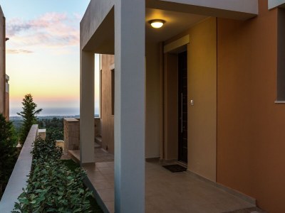 Villa Villa in Arkadi with Private Pool & Sea Nearby - Outdoor photo 4