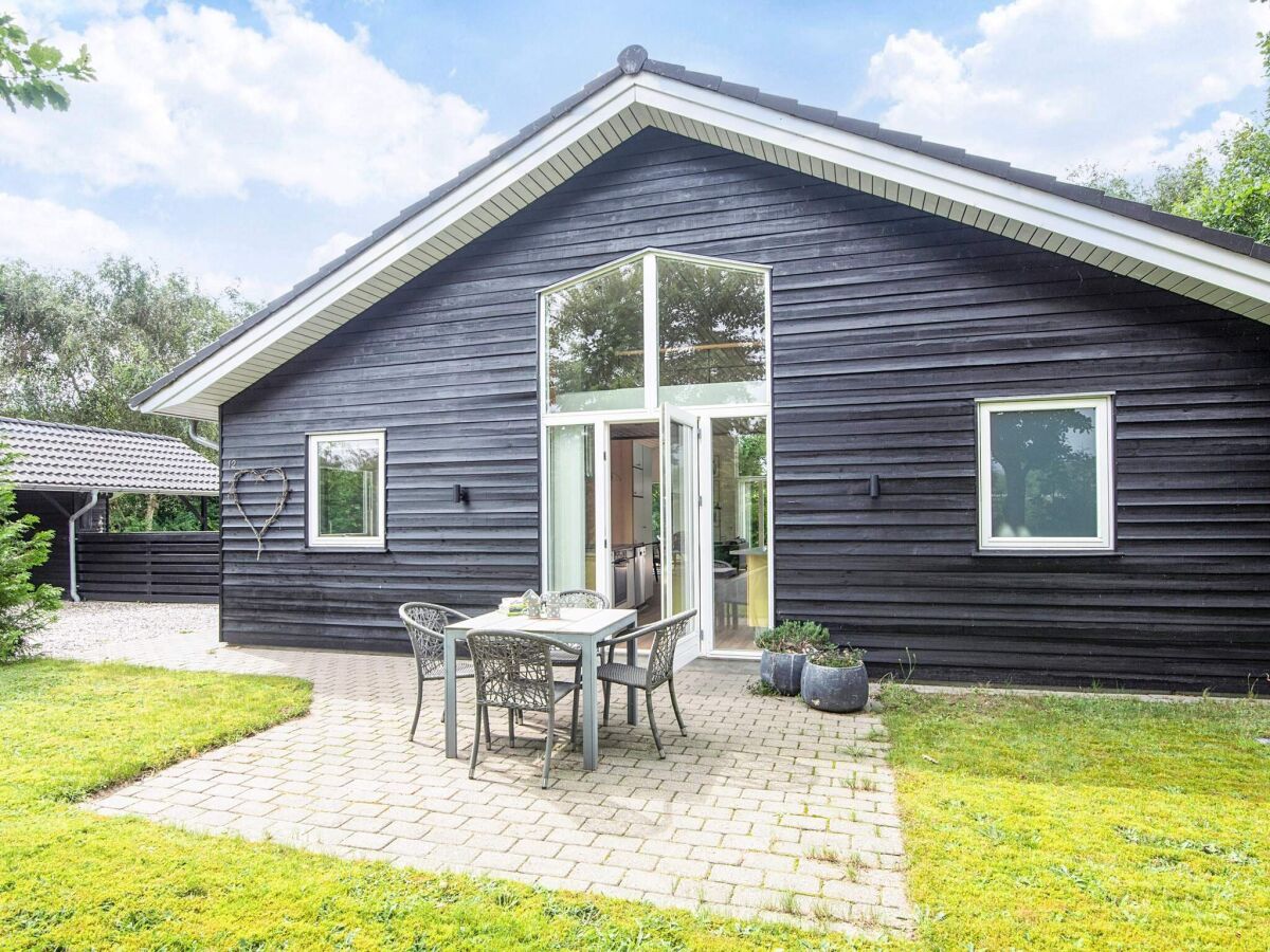 Holiday house 4 star holiday home in Tarm - Outdoor photo 4