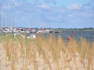 Apartment Holiday Home in Fehmarn near Beach - Outdoor photo 8